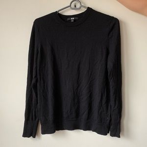 Uniqlo pullover sweater